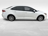 Used 2020 Toyota Corolla LE image 6