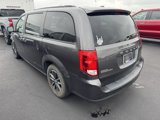 Used 2019 Dodge Grand Caravan SXT w/ Driver Convenience Group image 4