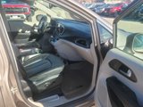 Used 2017 Chrysler Pacifica Touring-L Plus image 3