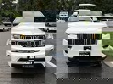 Used 2020 Jeep Grand Cherokee Laredo image 3