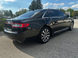 Used 2018 Lincoln Continental Premiere image 4