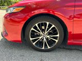 Used 2020 Toyota Camry SE image 5