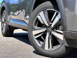 Used 2023 Nissan Rogue SL w/ SL Premium Package image 2