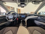 Used 2019 Toyota Camry LE image 2