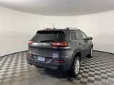 Used 2017 Jeep Cherokee Latitude w/ Comfort & Sound Group image 3