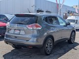 Used 2016 Nissan Rogue SL w/ SL Premium Package image 3