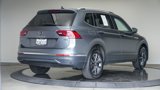 Used 2022 Volkswagen Tiguan SE image 3