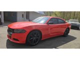 Used 2022 Dodge Charger SXT w/ Blacktop Package image 2