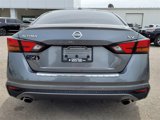 Used 2022 Nissan Altima 2.5 SV w/ SV Premium Package image 5