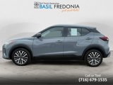 Used 2022 Nissan Kicks SV image 2
