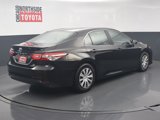Used 2018 Toyota Camry LE image 4