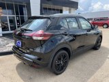 Used 2024 Nissan Kicks SV image 3