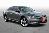 Used 2015 Volkswagen Passat TDI SEL Premium image 2
