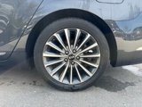Used 2017 Kia Cadenza Premium w/ Luxury Package image 4