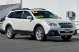 Used 2014 Subaru Outback 2.5i Limited w/ Moonroof Package image 2