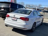 Used 2018 Volkswagen Jetta GLI image 6