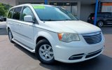 Used 2011 Chrysler Town & Country Touring image 2