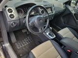 Used 2016 Volkswagen Tiguan S image 3