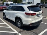 Used 2017 Toyota Highlander XLE image 5