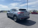 Used 2021 Volkswagen Atlas Cross Sport SE image 5