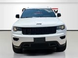 Used 2018 Jeep Grand Cherokee Laredo image 2