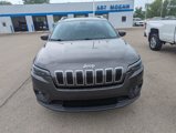 Used 2019 Jeep Cherokee Latitude Plus w/ Comfort/Convenience Group image 2
