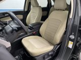 Used 2024 Ford Edge SE image 4