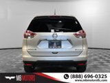 Used 2016 Nissan Rogue SV image 4