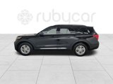 Used 2022 Ford Explorer XLT w/ Equipment Group 202A image 2
