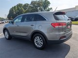 Used 2018 Kia Sorento L image 4