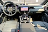 Used 2022 Porsche Cayenne Coupe image 6