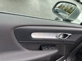 Certified 2025 Volvo XC40 B5 Core image 3