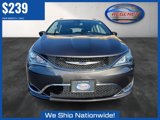 Used 2019 Chrysler Pacifica Touring-L image 2