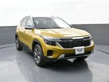 Certified 2024 Kia Seltos S image 3
