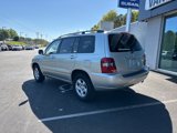 Used 2004 Toyota Highlander 2WD image 2