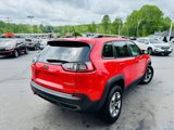 Used 2019 Jeep Cherokee Trailhawk image 4