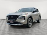 Used 2021 Nissan Rogue Platinum image 3