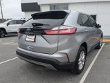 Used 2022 Ford Edge SEL image 2