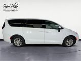 Used 2022 Chrysler Voyager LX image 2