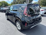 Used 2023 Kia Soul LX w/ LX Technology Package image 3