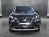 Used 2022 Nissan Rogue SV image 2