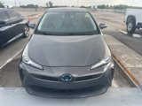 Used 2019 Toyota Prius L Eco image 2