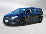Used 2022 Chrysler Voyager LX image 3