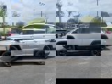 Used 2023 Jeep Grand Cherokee L Laredo image 5