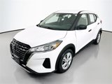 Used 2021 Nissan Kicks S image 3