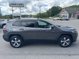 Used 2019 Jeep Cherokee Limited image 2