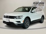 Used 2019 Volkswagen Tiguan SE w/ Panoramic Sunroof Package image 2