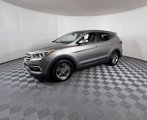 Used 2017 Hyundai Santa Fe Sport image 2