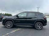 New 2025 Jeep Compass Limited image 4