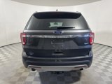 Used 2017 Ford Explorer XLT image 6